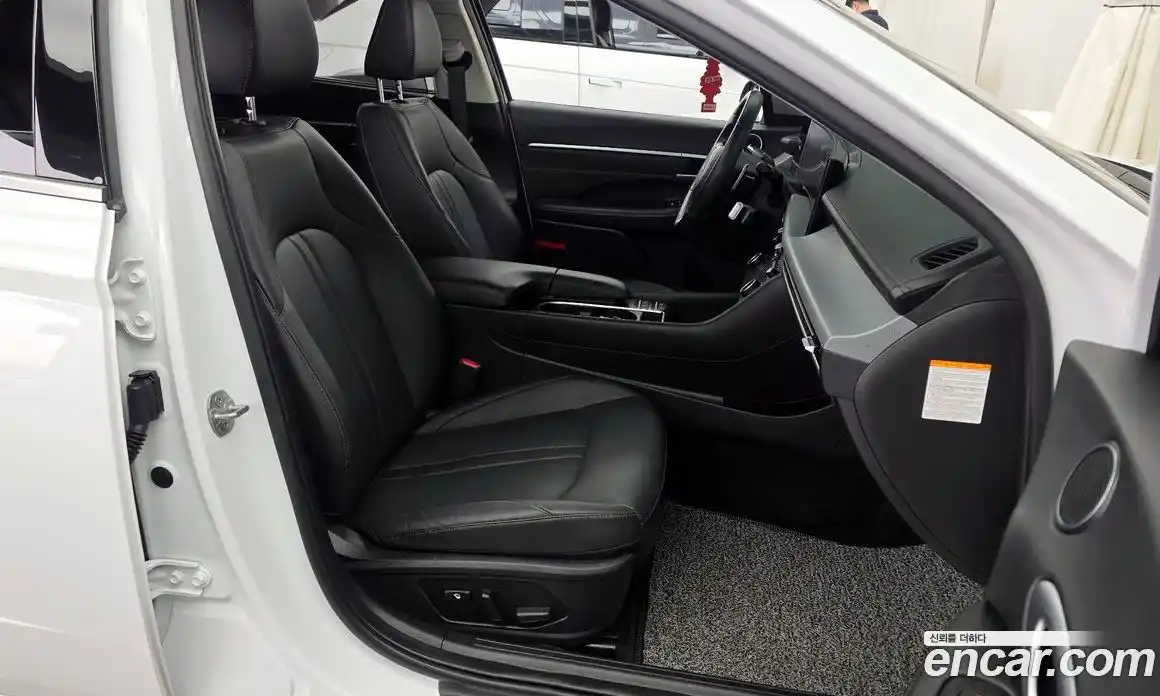 Hyundai Sonata 2024 2.0 Автомат в Москве № 1154966, фото 11