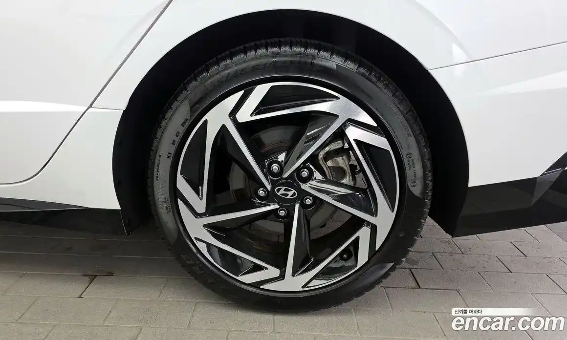 Hyundai Sonata 2024 2.0 Автомат в Москве № 1154966, фото 5