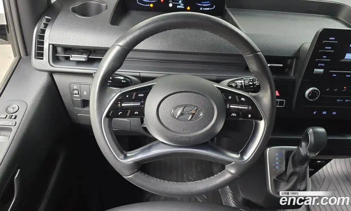 Hyundai Staria 2022 2.2 Автомат в Москве № 1154971, фото 13