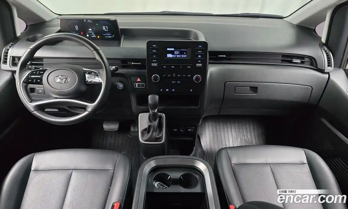 Hyundai Staria 2022 2.2 Автомат в Москве № 1154971, фото 7