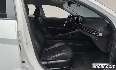 Hyundai Avante 2022 1.6 Автомат в Москве № 1155058, миниатюра 12