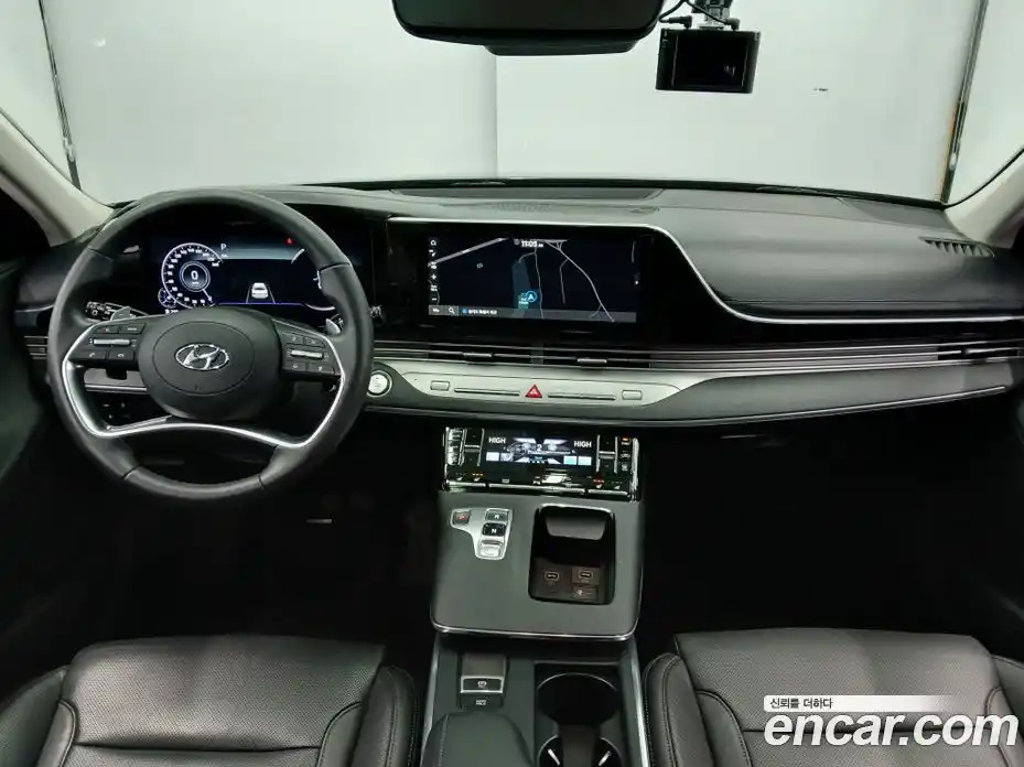 Hyundai Grandeur 2022 3.3 Автомат в Москве № 1155128, фото 15