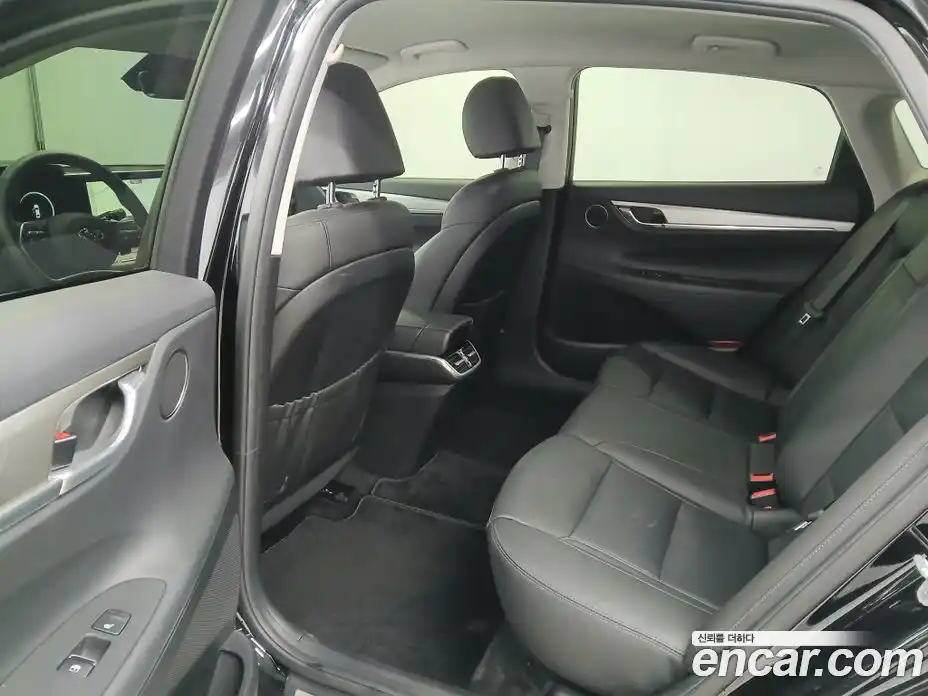 Hyundai Grandeur 2022 3.3 Автомат в Москве № 1155128, фото 10