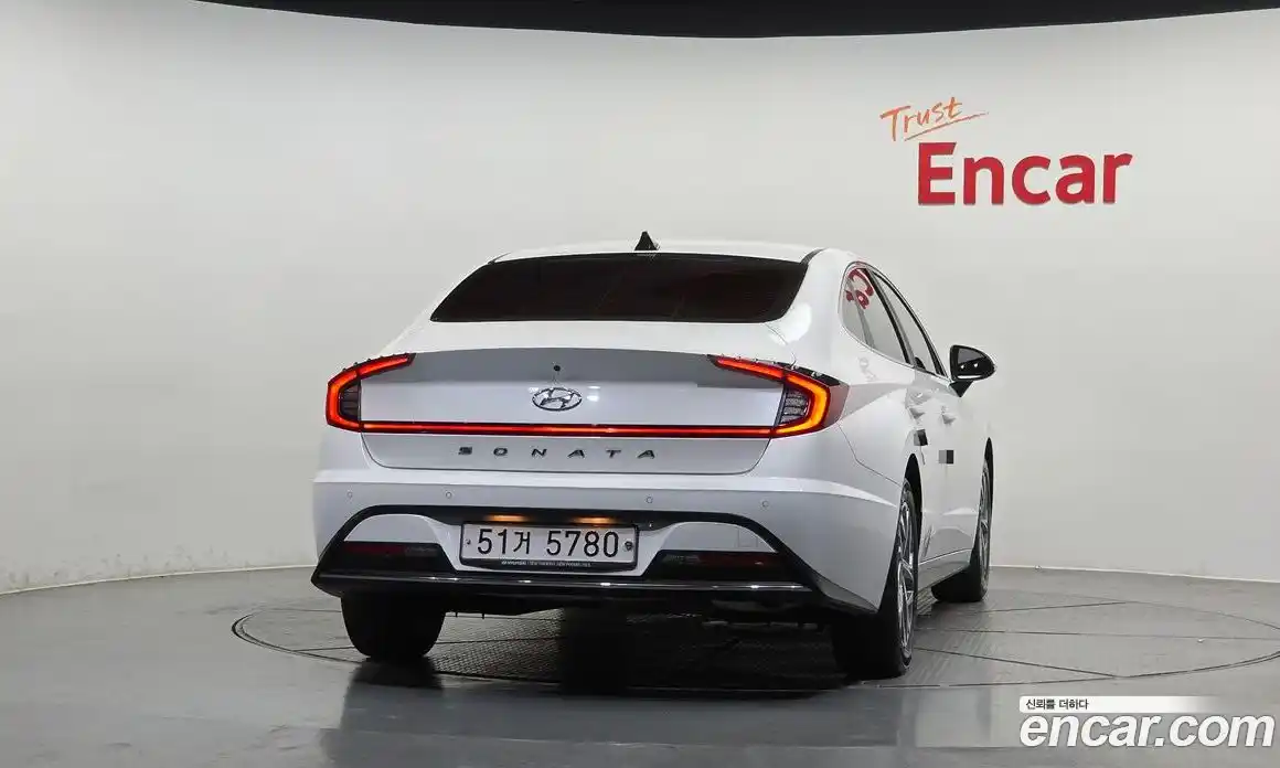 Hyundai Sonata 2019 2.0 Автомат в Москве № 1155141, фото 4