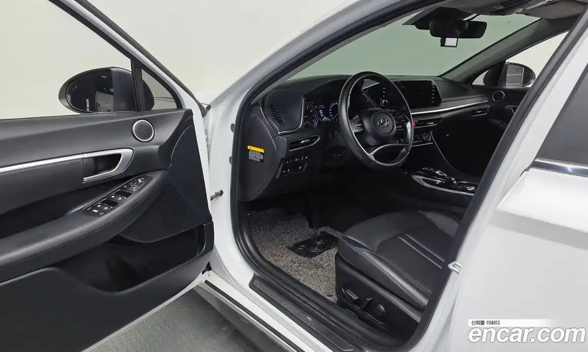 Hyundai Sonata 2019 2.0 Автомат в Москве № 1155141, фото 10