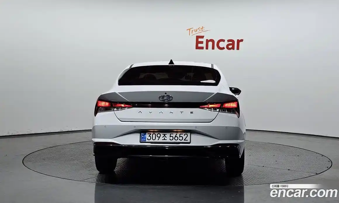 Hyundai Avante 2020 1.6 Автомат в Москве № 1155142, фото 4