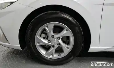 Hyundai Avante 2020 1.6 Автомат в Москве № 1155142, миниатюра 5