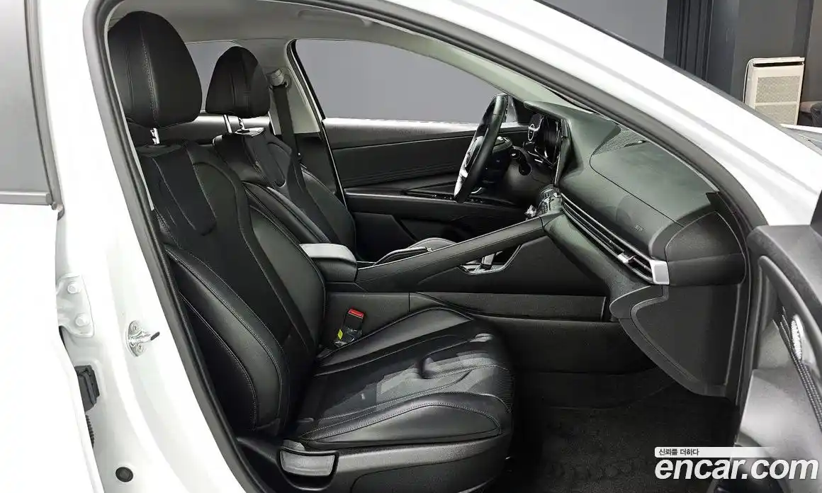 Hyundai Avante 2020 1.6 Автомат в Москве № 1155142, фото 10