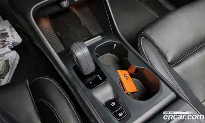 Volvo XC40 2020 2.0 гидро в Москве № 155501, миниатюра 9