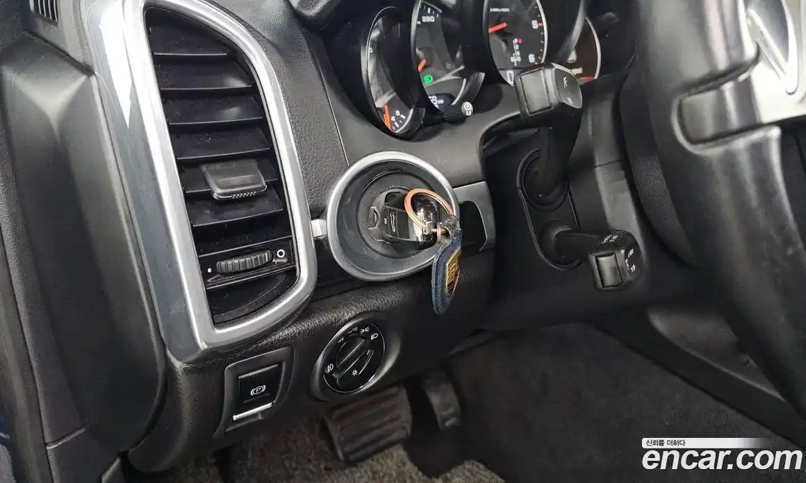 Porsche Cayenne 2013 3.0 гидро в Москве № 165704, фото 18