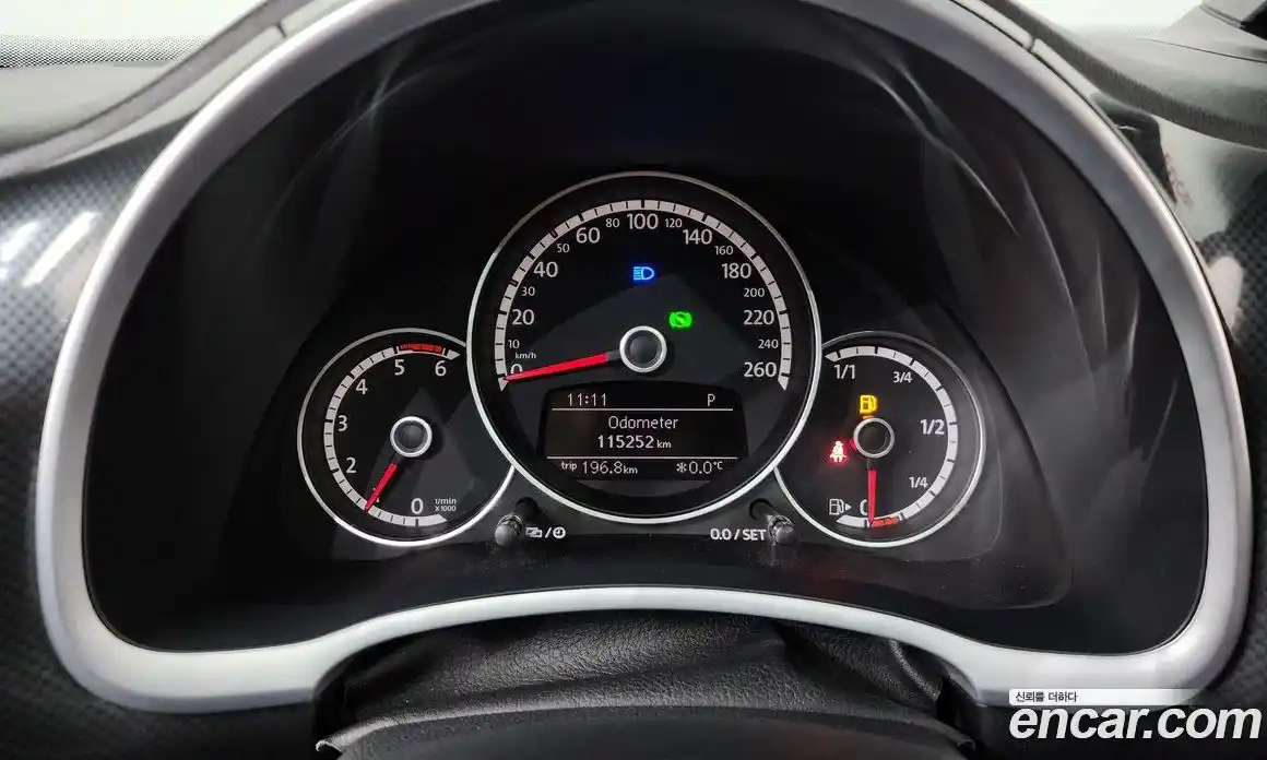 Volkswagen Beatle 2014 2.0 гидро в Москве № 168997, фото 8