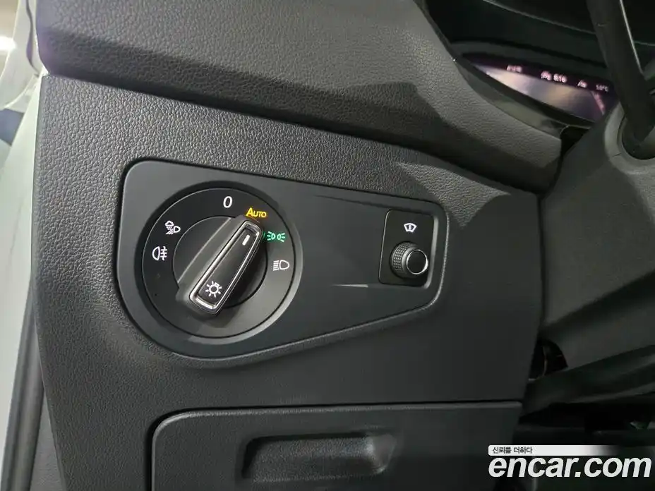 Volkswagen Tiguan 2022 2.0 гидро в Москве № 169210, фото 14