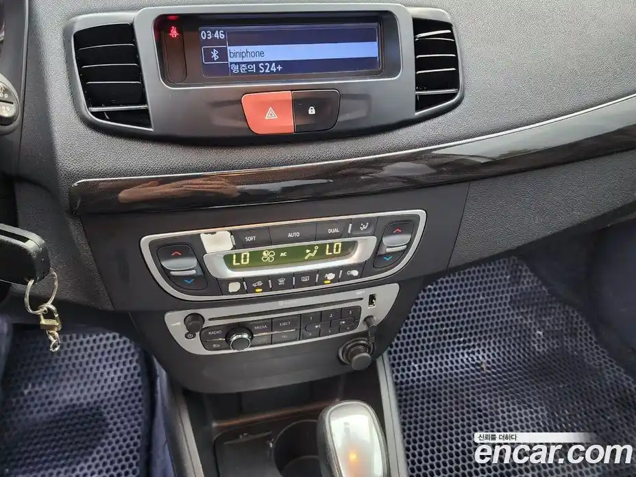 Renault SM3 2013 1.6 гидро в Москве № 186098, фото 17