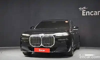 BMW 7-Series 2023 3.0 гидро в Москве № 191377, миниатюра 3