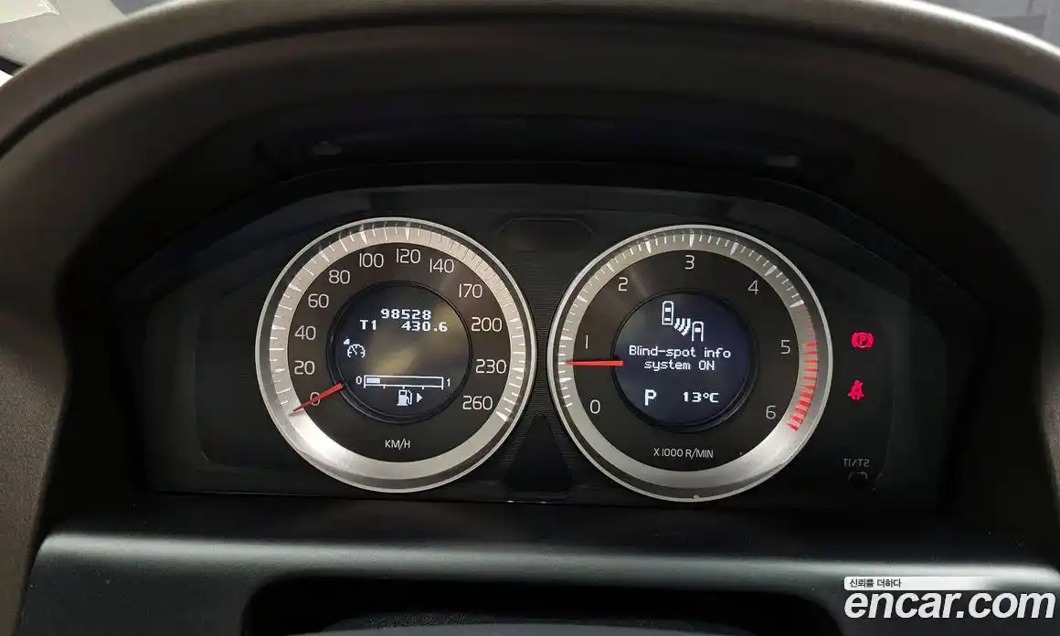 Volvo XC60 2013 2.0 гидро в Москве № 194844, фото 8