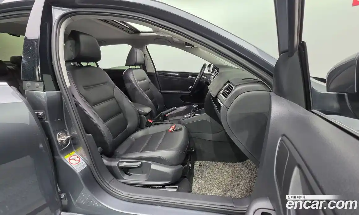 Volkswagen Jetta 2015 2.0 гидро в Москве № 199125, фото 10