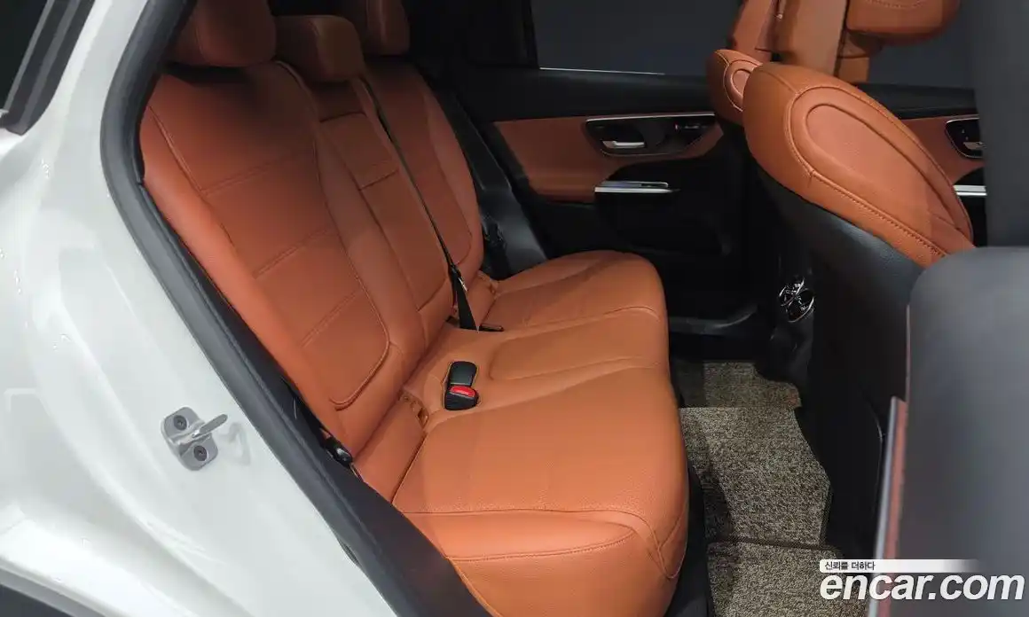 Mercedes-Benz GLC-Class 2024 2.0 гидро в Москве № 207154, фото 12