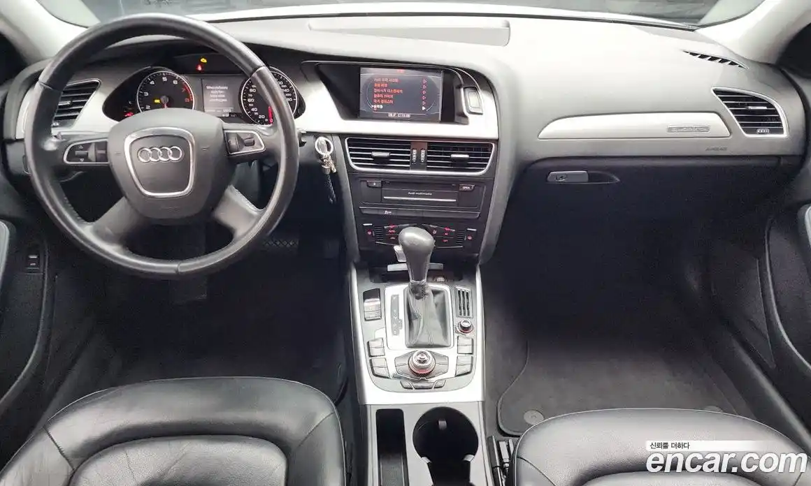 Audi A4 2010 2.0 гидро в Москве № 212609, фото 7