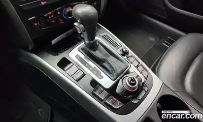 Audi A4 2010 2.0 гидро в Москве № 212609, миниатюра 9