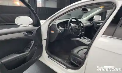 Audi A4 2010 2.0 гидро в Москве № 212609, миниатюра 10
