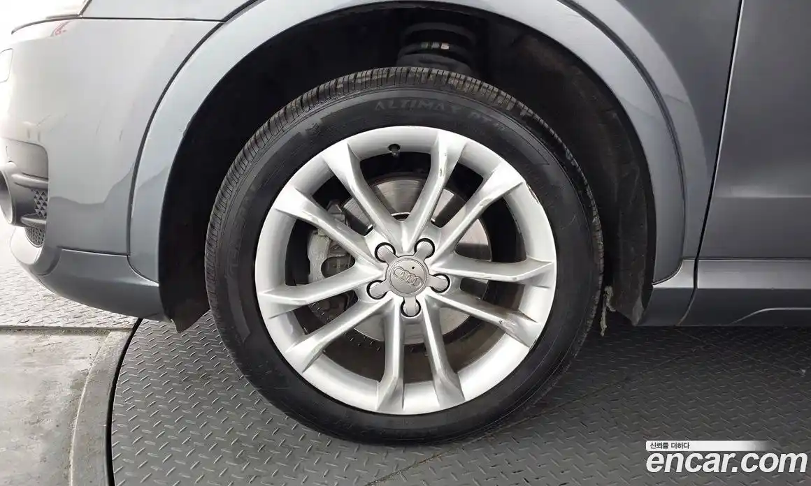 Audi Q3 2013 2.0 гидро в Москве № 212620, фото 5