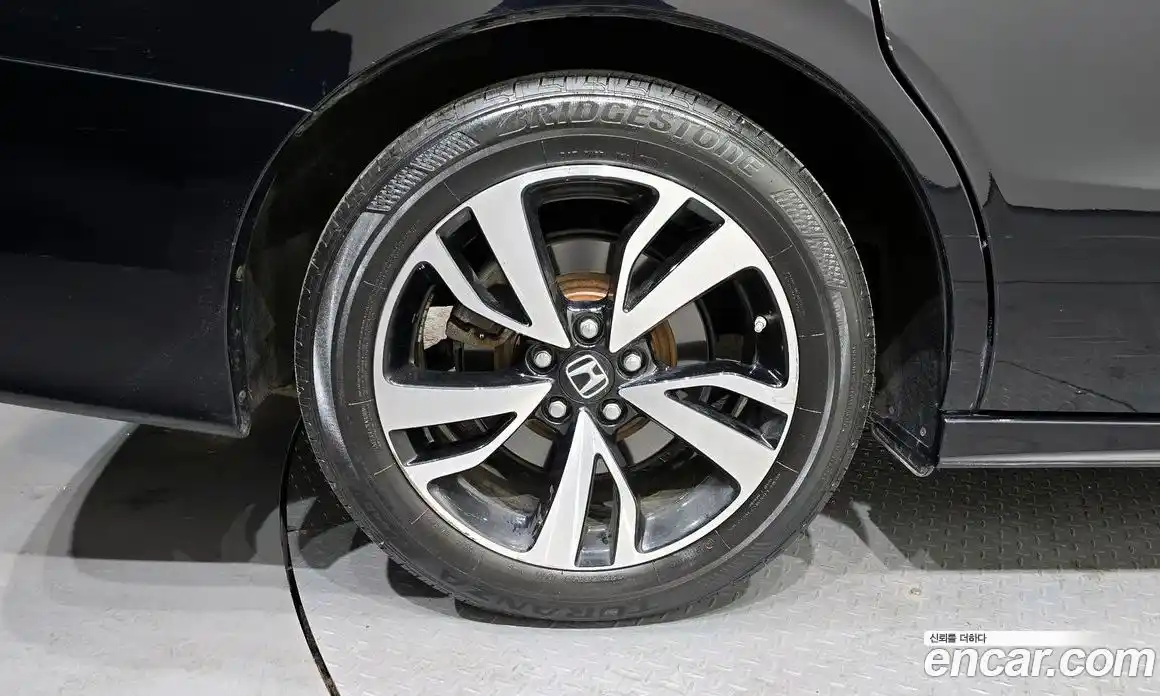 Honda Odyssey 2019 3.5 гидро в Москве № 215700, фото 5