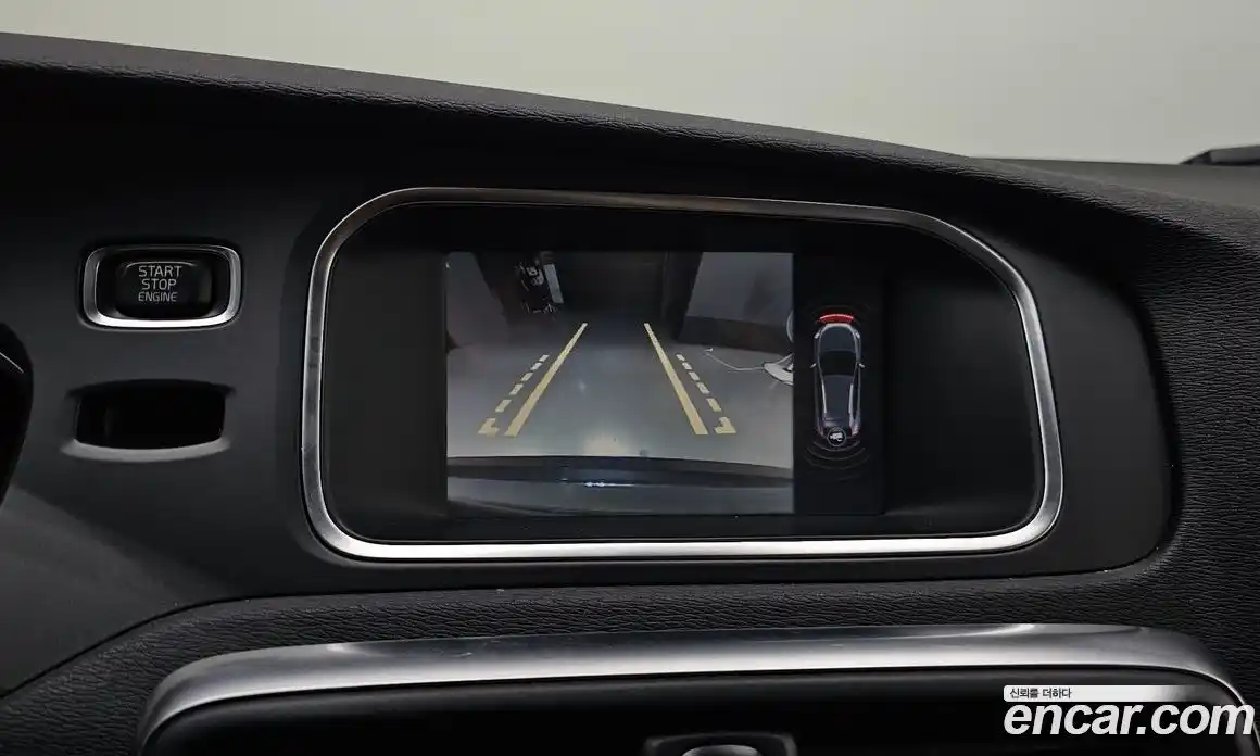 Volvo V40 2015 2.0 гидро в Москве № 230573, фото 16