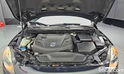 Volvo V40 2015 2.0 гидро в Москве № 230573, миниатюра 6