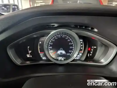 Volvo V40 2015 2.0 гидро в Москве № 230573, миниатюра 8