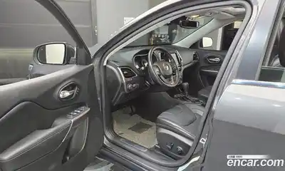 Jeep Cherokee 2021 2.4 гидро в Москве № 232570, миниатюра 10