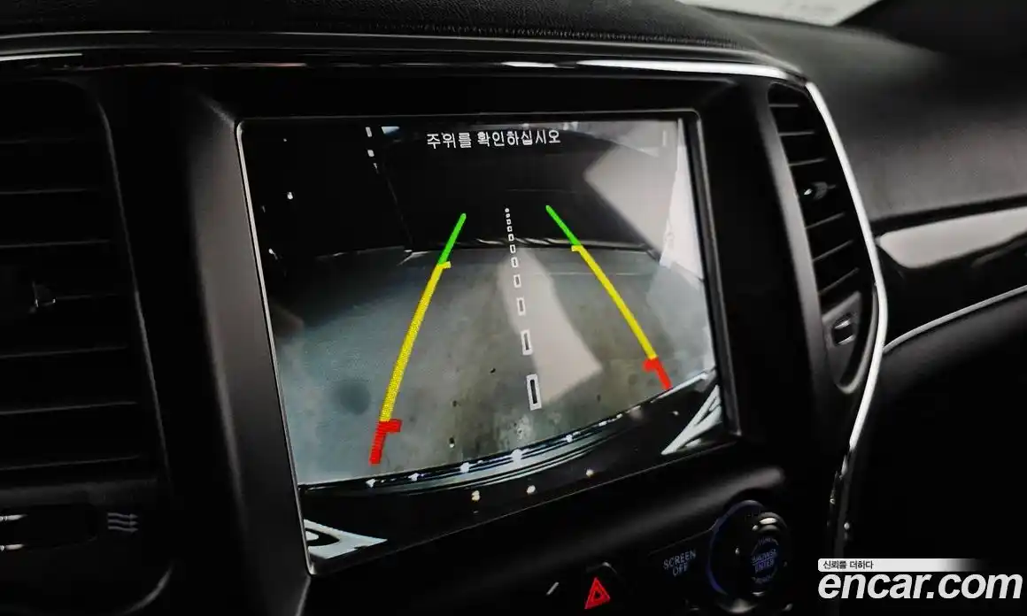 Jeep Cherokee 2018 3.0 гидро в Москве № 232603, фото 15