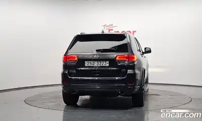 Jeep Cherokee 2018 3.0 гидро в Москве № 232603, миниатюра 4