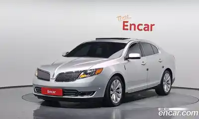 Lincoln MKS, 2014