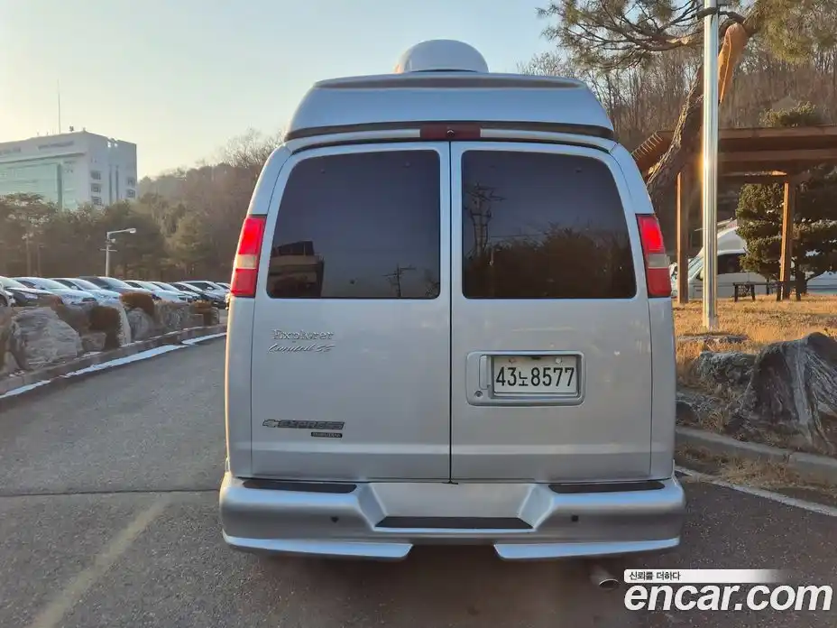 Chevrolet Express Van 2015 6.0 гидро в Москве № 260703, фото 5