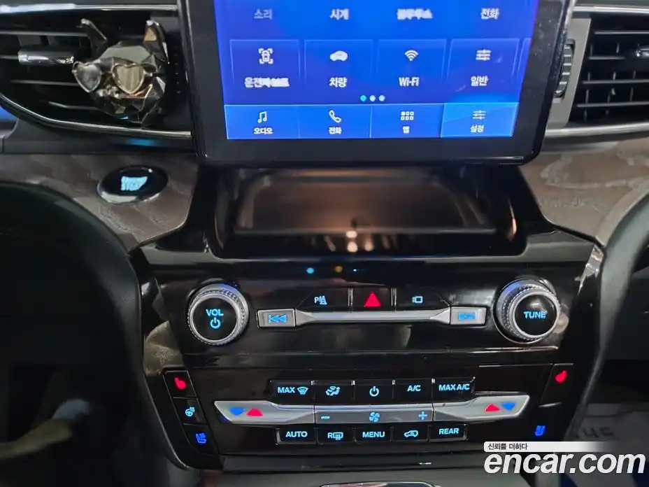 Ford Explorer 2022 3.0 гидро в Москве № 337449, фото 8