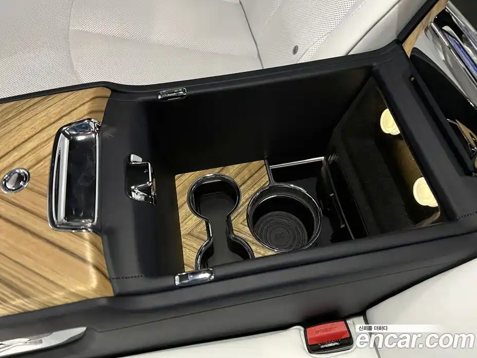 Rolls-Royce Cullinan 2019 6.7 гидро в Москве № 407372, фото 18