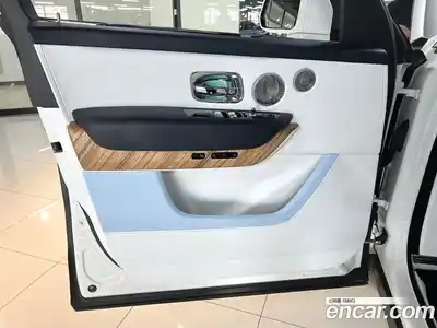 Rolls-Royce Cullinan 2019 6.7 гидро в Москве № 407372, миниатюра 6