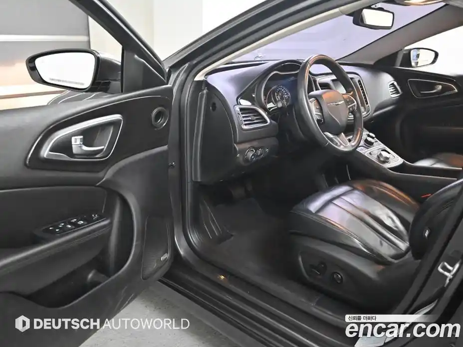 Chrysler 200 2015 2.4 гидро в Москве № 407548, фото 11