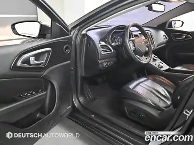 Chrysler 200 2015 2.4 гидро в Москве № 407548, миниатюра 11