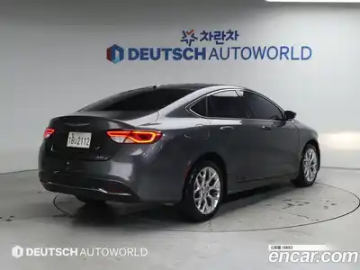 Chrysler 200 2015 2.4 гидро в Москве № 407548, миниатюра 2