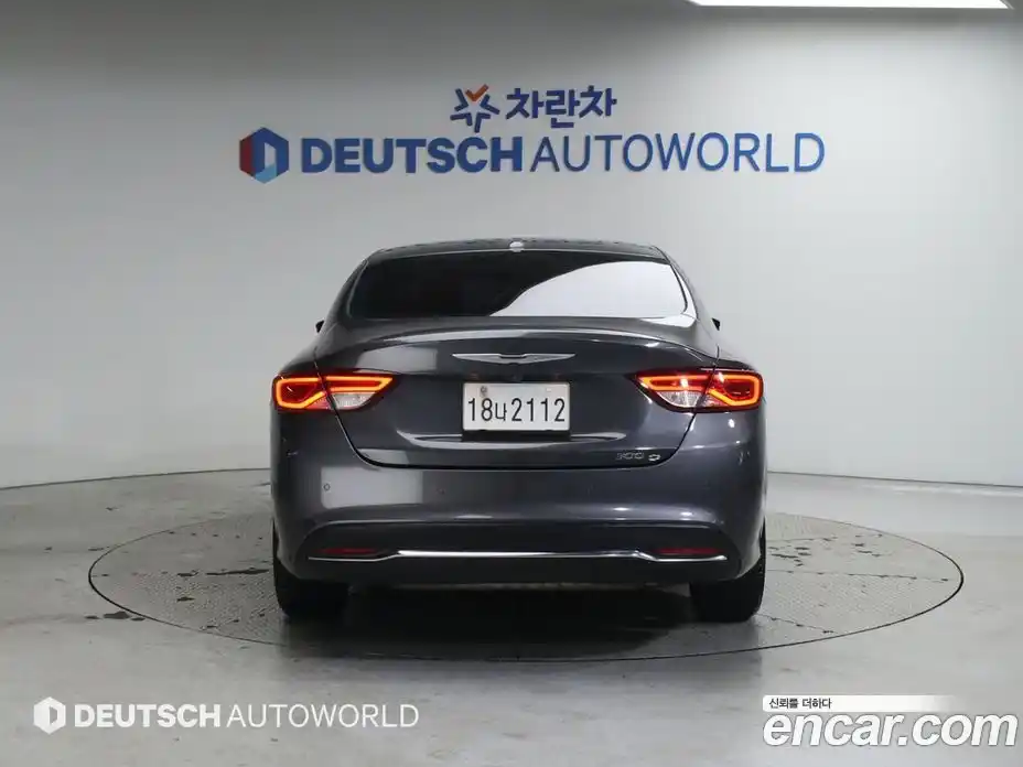 Chrysler 200 2015 2.4 гидро в Москве № 407548, фото 4