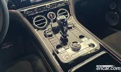 Bentley Continental 2024 4.0 гидро в Москве № 418262, миниатюра 12