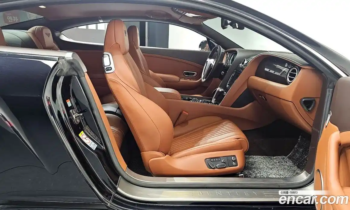 Bentley Continental 2015 4.0 гидро в Москве № 433926, фото 11