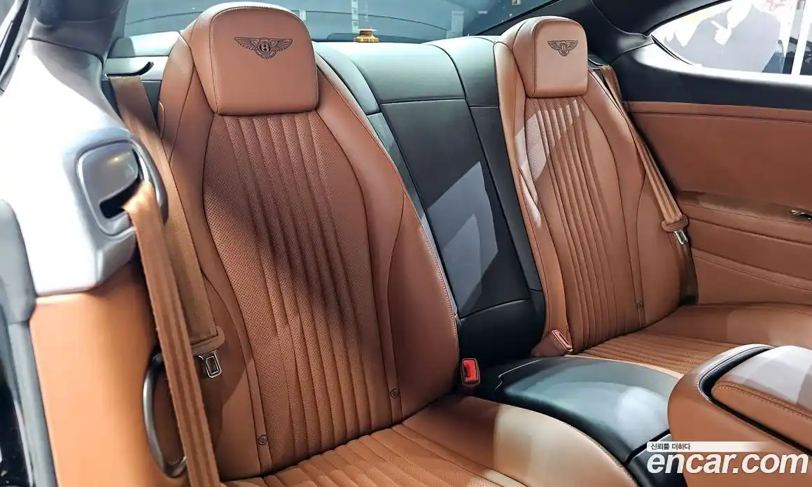 Bentley Continental 2015 4.0 гидро в Москве № 433926, фото 12