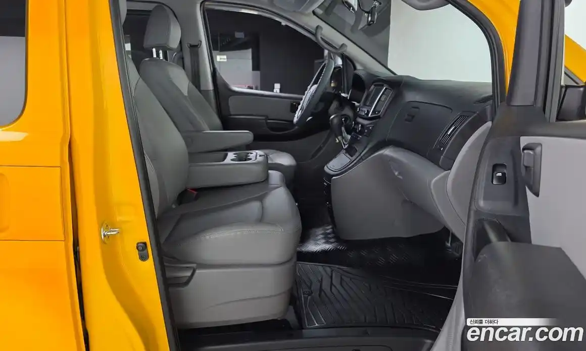 Hyundai Starex 2019 2.5 гидро в Москве № 1127977, фото 11