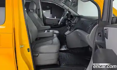 Hyundai Starex 2019 2.5 гидро в Москве № 1127977, миниатюра 11