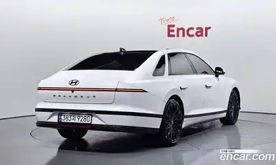 Hyundai Grandeur 2023 1.6 Автомат в Москве № 1128163, миниатюра 2