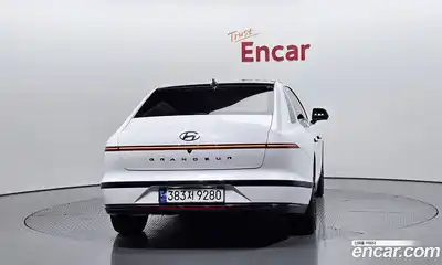 Hyundai Grandeur 2023 1.6 Автомат в Москве № 1128163, миниатюра 4