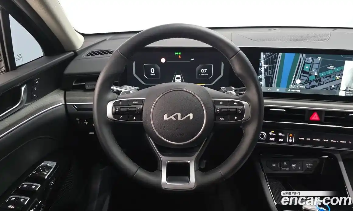 Kia K5 2025 2.0 гидро в Москве № 1128383, фото 14