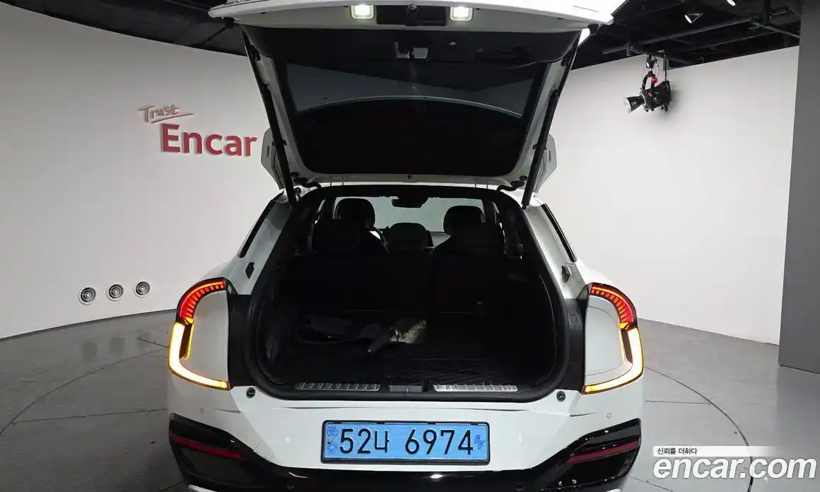 Kia EV6 2023 0.1 Автомат в Москве № 1128597, фото 19